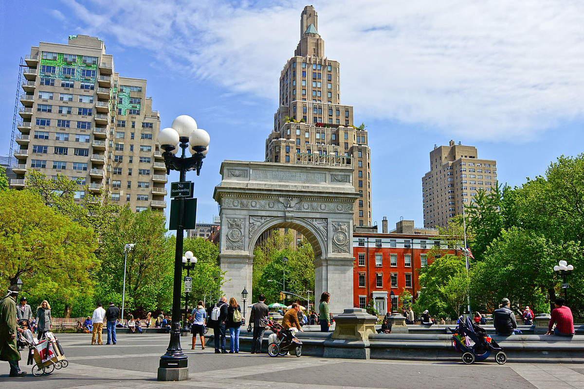 Discover the New York Triumphal Arch