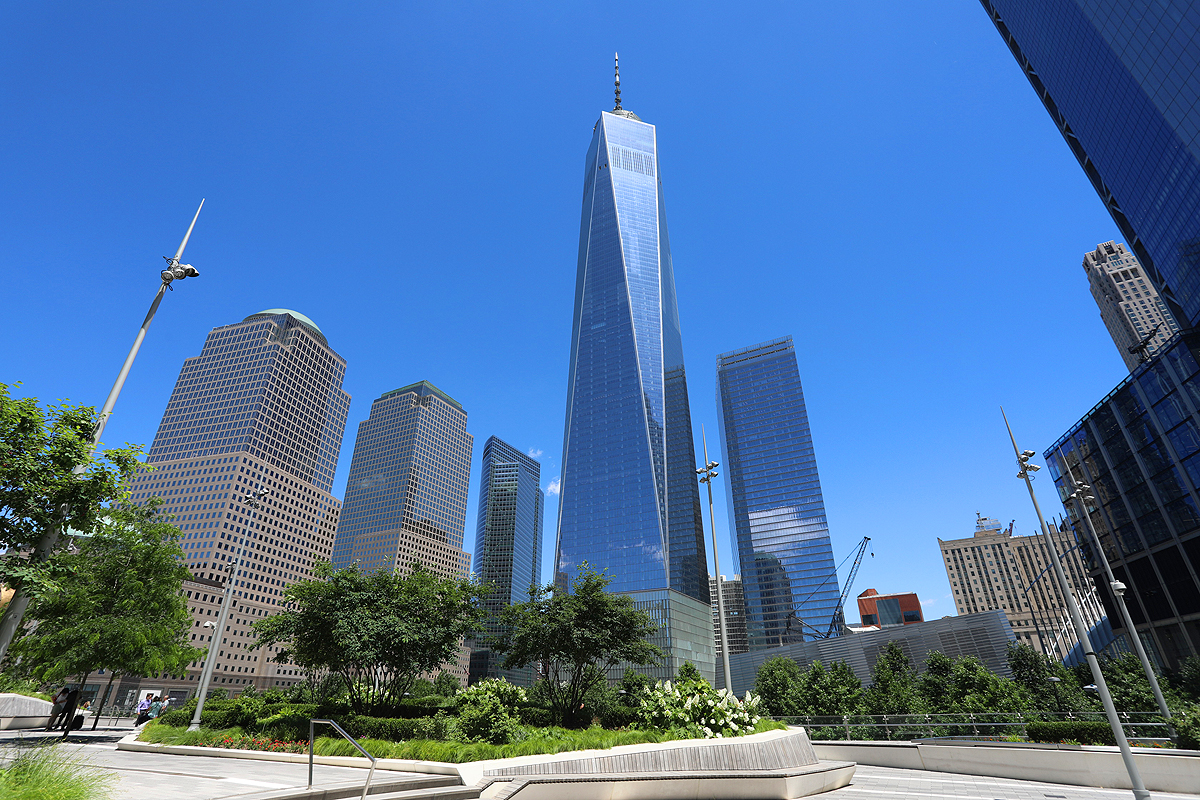 New York City Tour: Wall Street to the World Trade Center